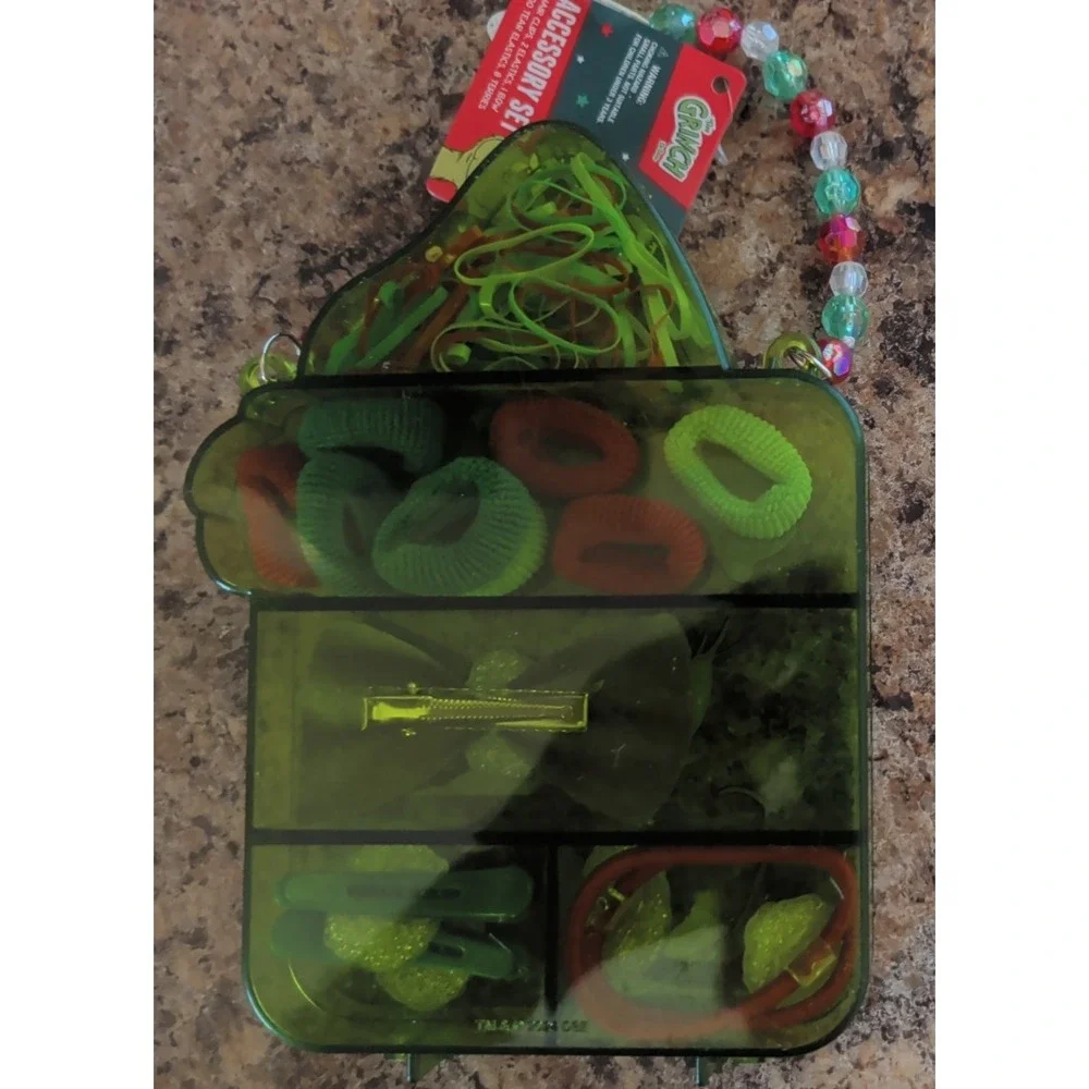 The Grinch Girls Hair Accessory Set Plastic Case Clips Elastics Bow HER Green